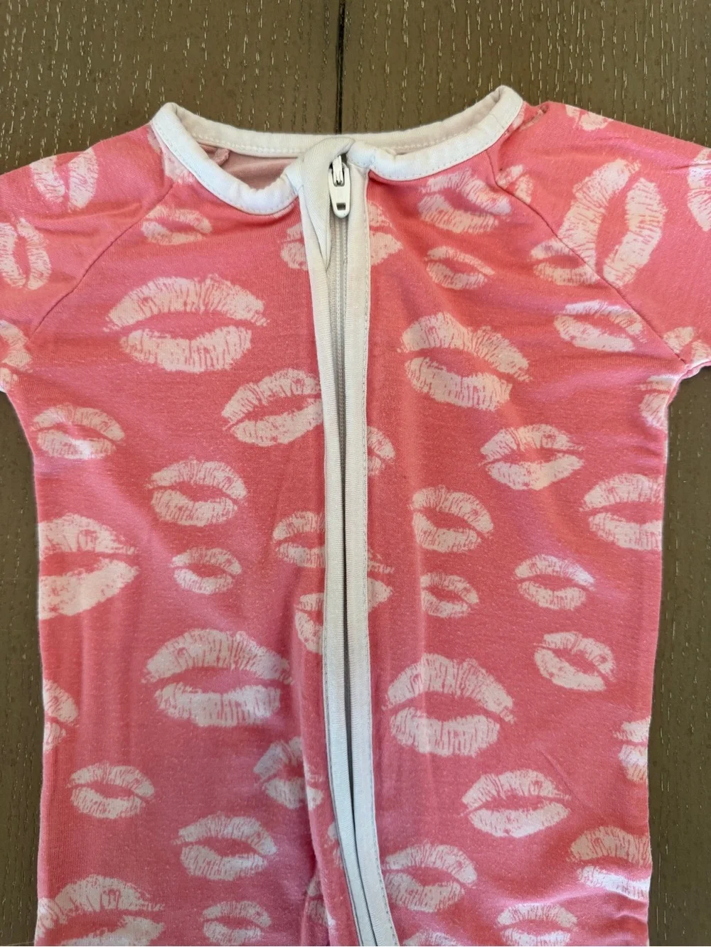 Little Sleepies Pink Long-Sleeve Bamboo Footie Sleeper/Kisses Onesie • Size 0-3M
